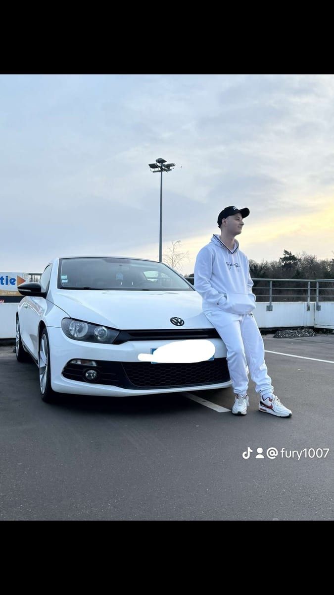 Profil de Nikola